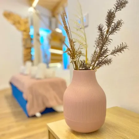 Flor-the Cozy In Лагоа