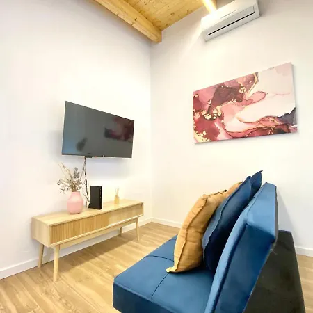 Flor-the Cozy In Apartment